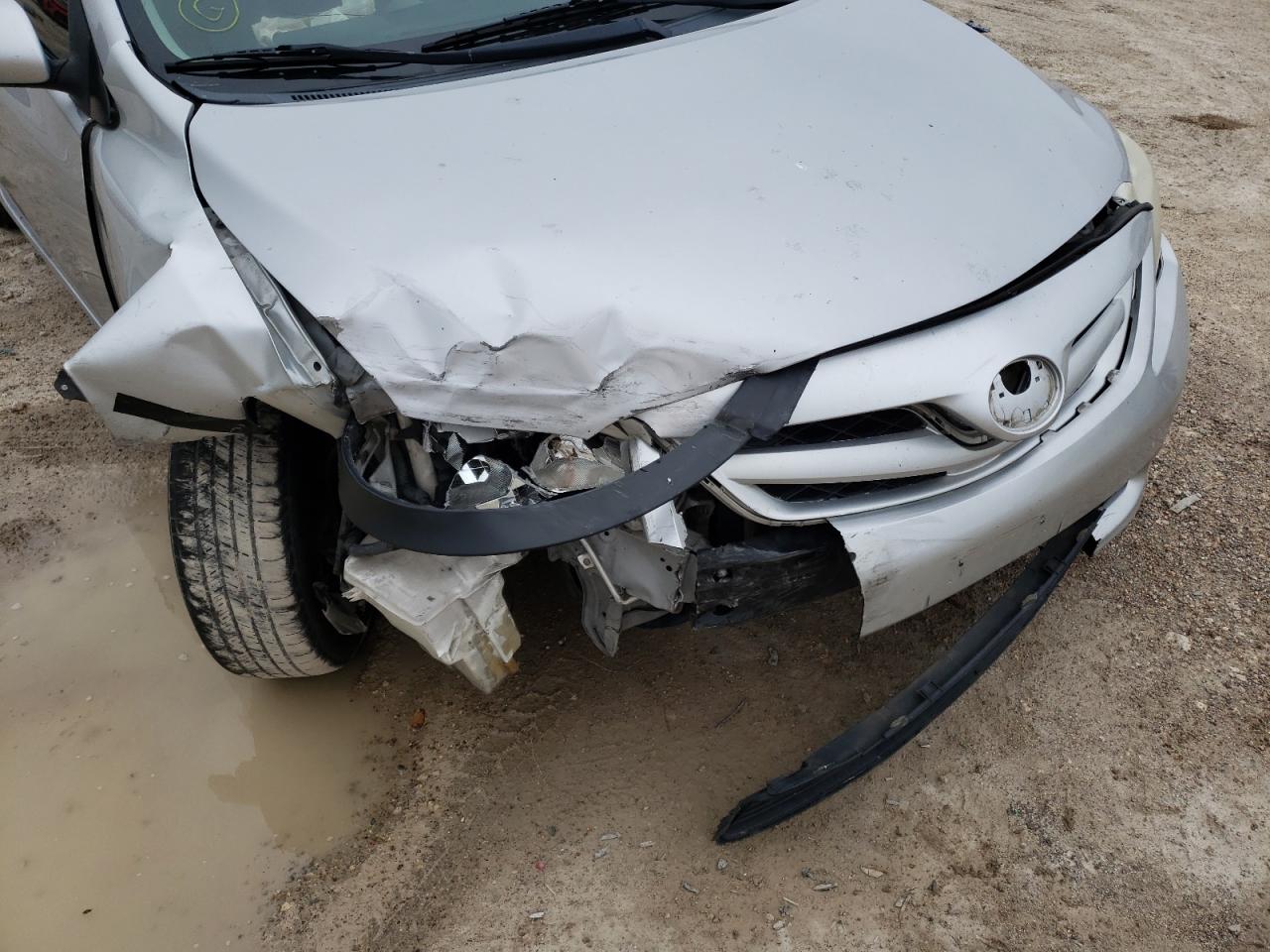 Photo 9 from auction – 2011 TOYOTA COROLLA with VIN 2T1BU4EE4BC623350