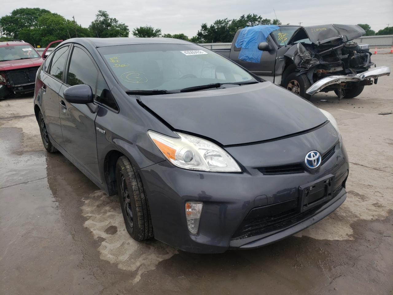 Photo 11 from auction – 2015 TOYOTA PRIUS with VIN JTDKN3DU7F1949539