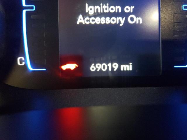 Photo 8 from auction – 2017 CHRYSLER PACIFICA T with VIN 2C4RC1BG9HR757205
