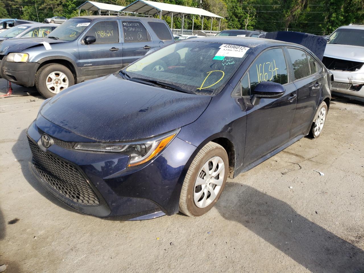 Photo 2 from auction – 2022 TOYOTA COROLLA LE with VIN 5YFEPMAE9NP287449