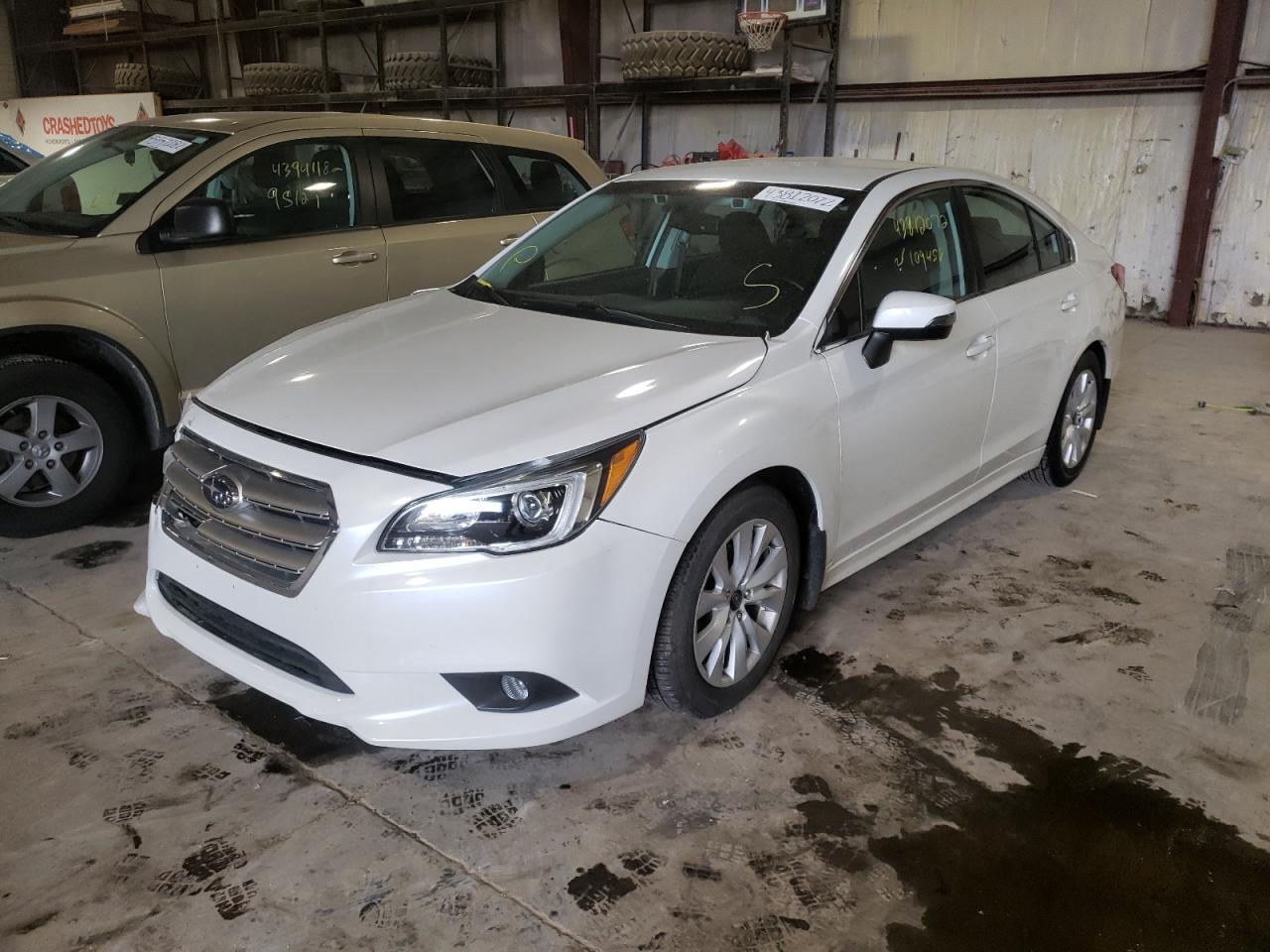 Фото 2 с аукциона – 2015 SUBARU LEGACY 2.5 с VIN 4S3BNBF62F3046955