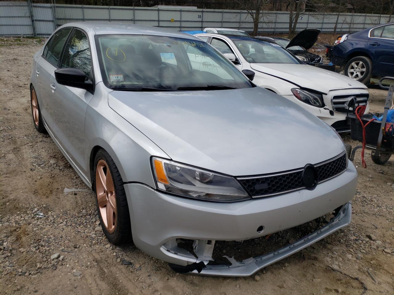 VOLKSWAGEN JETTA BASE 2011 with VIN 3VW2K7AJ1BM385634 - Photo from auction