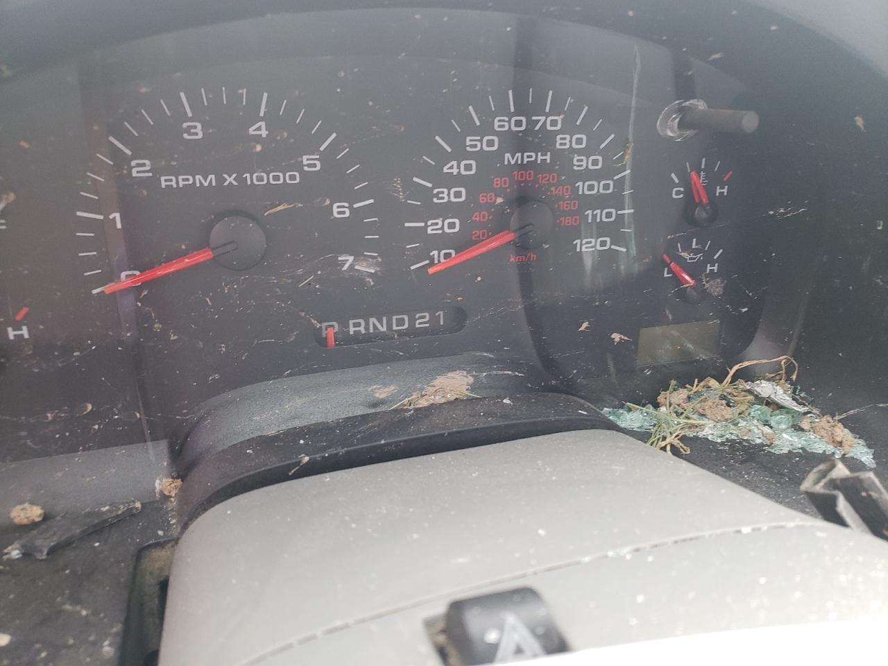 Photo 8 from auction – 2005 FORD F150 with VIN 1FTPX12595FB62612