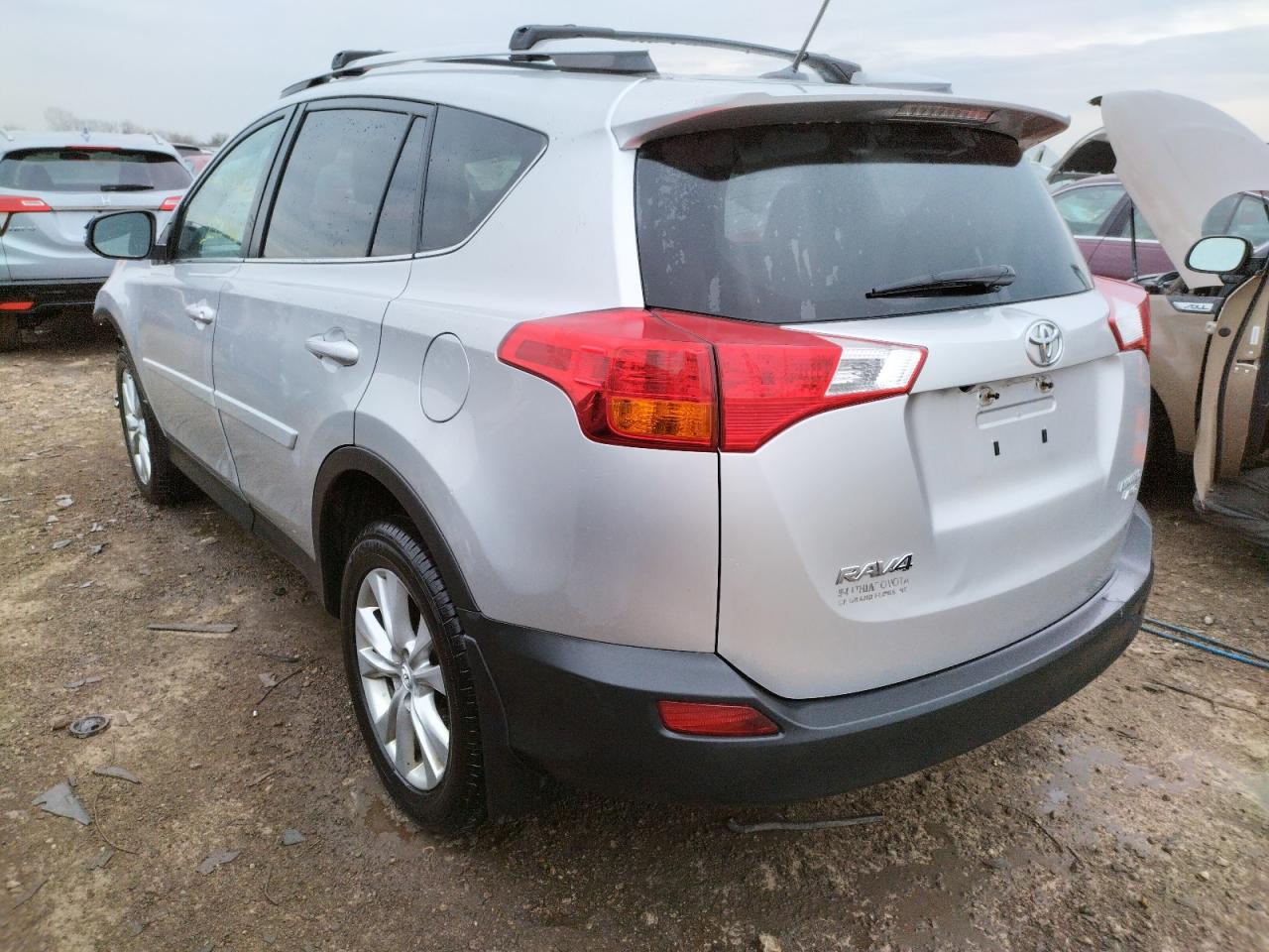Photo 3 from auction – 2014 TOYOTA RAV4 LIMIT with VIN 2T3DFREV6EW153400
