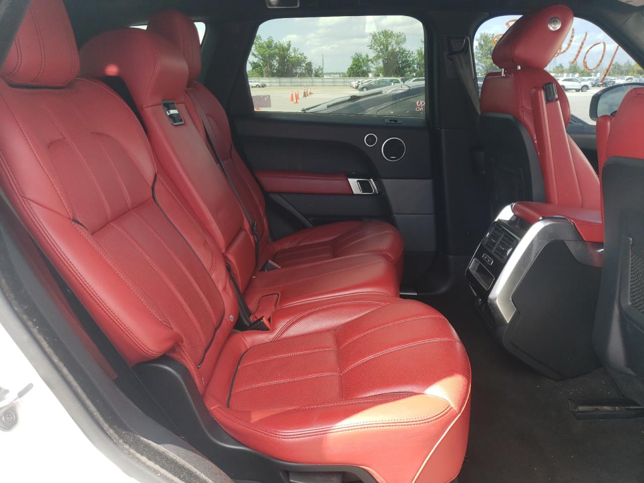Photo 6 from auction – 2016 LAND ROVER RANGE ROVE with VIN SALWR2EF2GA122395
