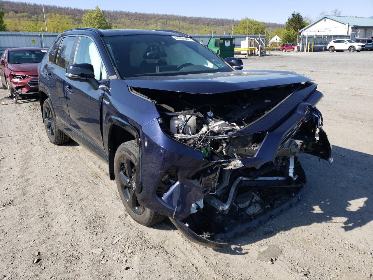 TOYOTA RAV4 XSE 2021 with VIN 2T3E6RFV8MW016296 - Photo from auction