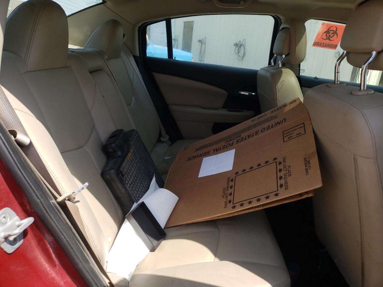 Photo 6 from auction – 2012 CHRYSLER 200 LIMITE with VIN 1C3CCBCG4CN202859