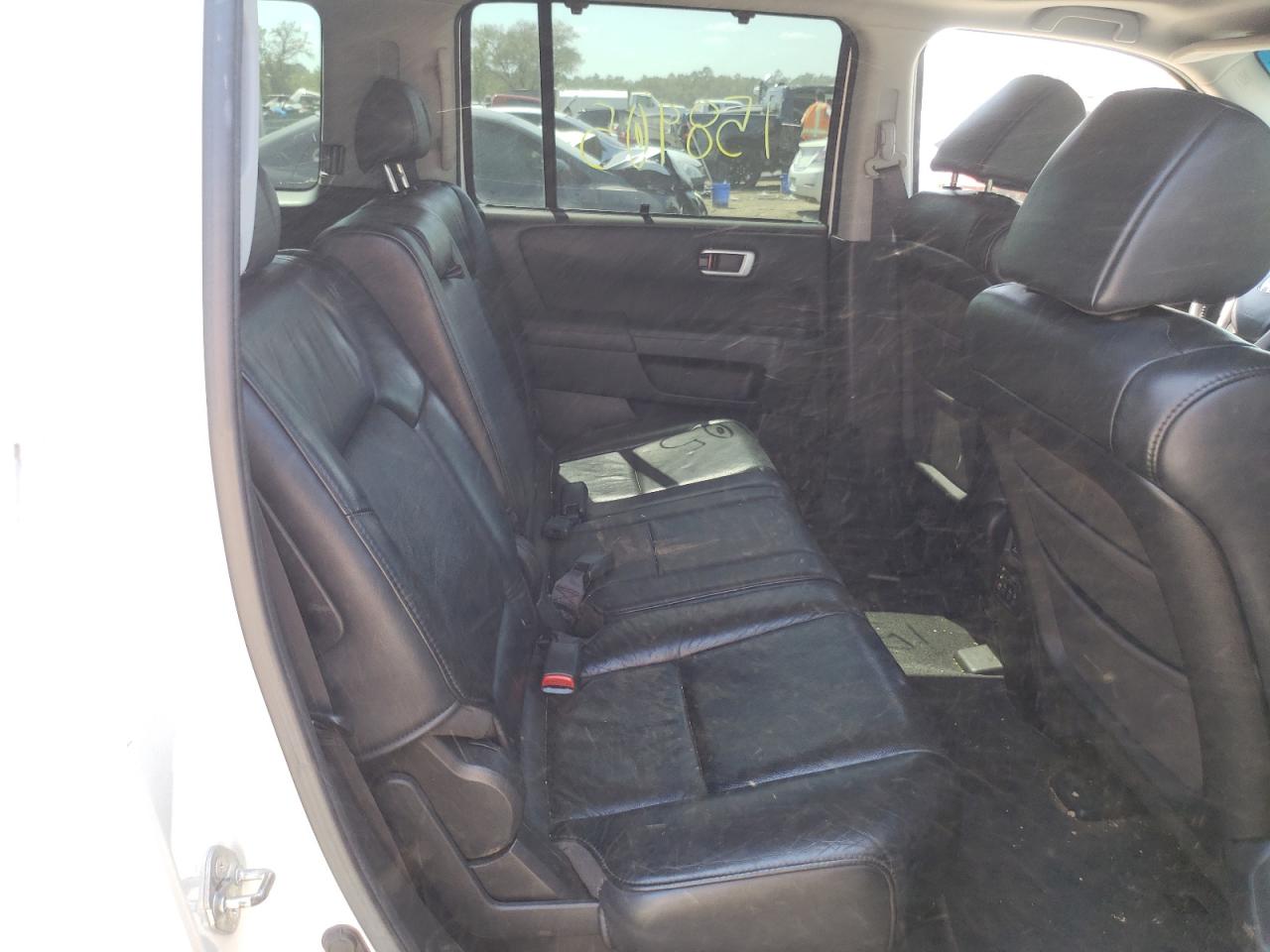 Photo 6 from auction – 2011 HONDA PILOT TOUR with VIN 5FNYF4H97BB066481