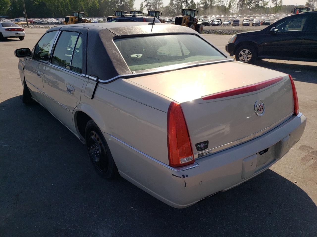 Photo 3 from auction – 2008 CADILLAC DTS with VIN 1G6KD57Y28U113249