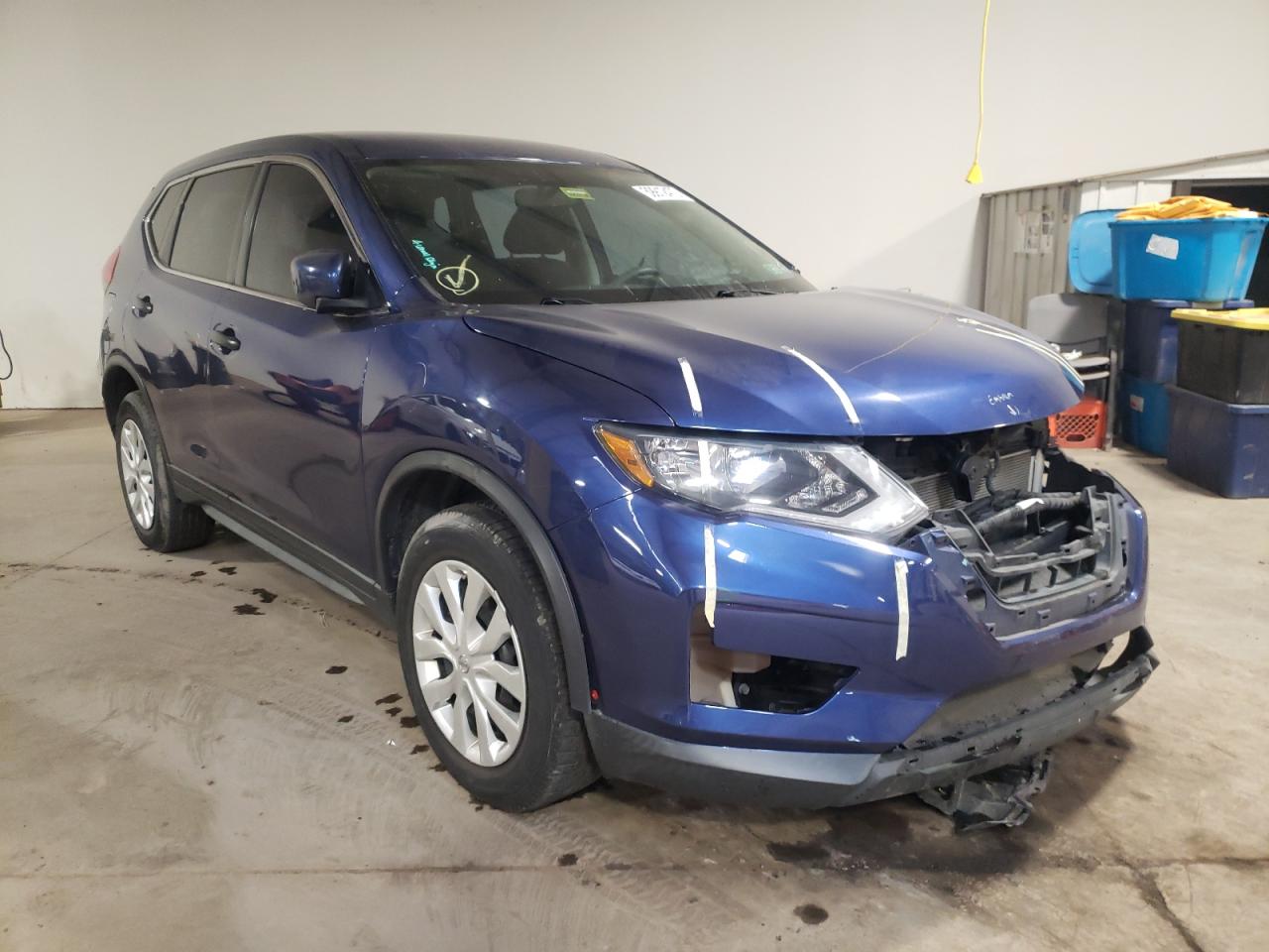 NISSAN ROGUE S 2017 with VIN KNMAT2MV8HP550790 - Photo from auction