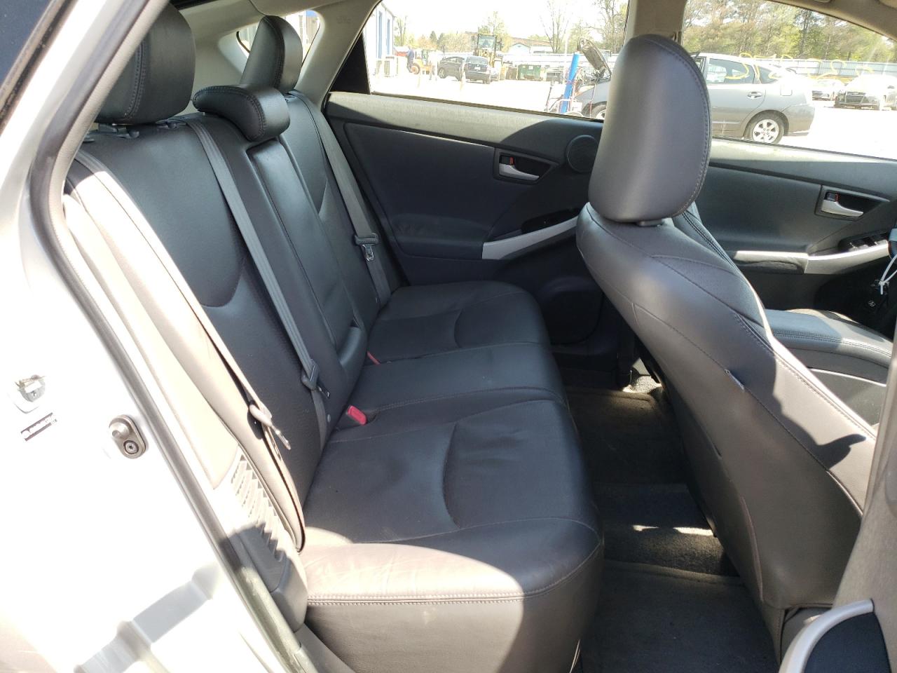 Photo 6 from auction – 2011 TOYOTA PRIUS with VIN JTDKN3DU9B1378565
