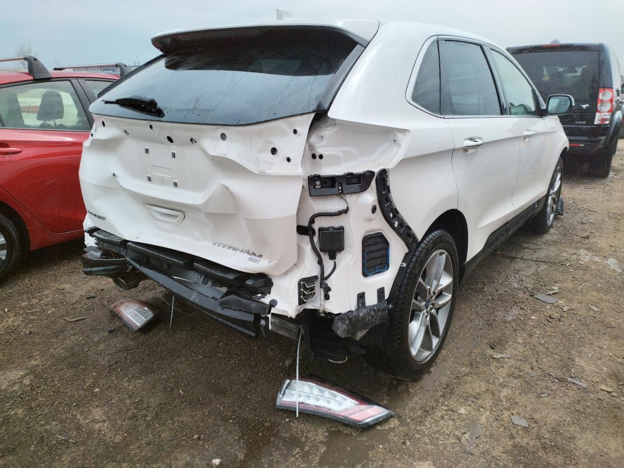 Photo 4 from auction – 2017 FORD EDGE TITAN with VIN 2FMPK4K82HBB87377