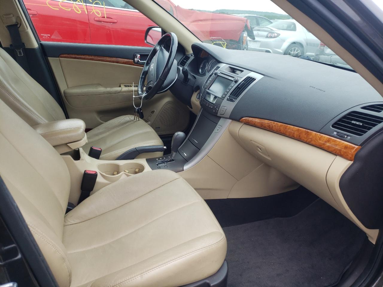 Photo 5 from auction – 2009 HYUNDAI SONATA SE with VIN 5NPEU46C09H434650