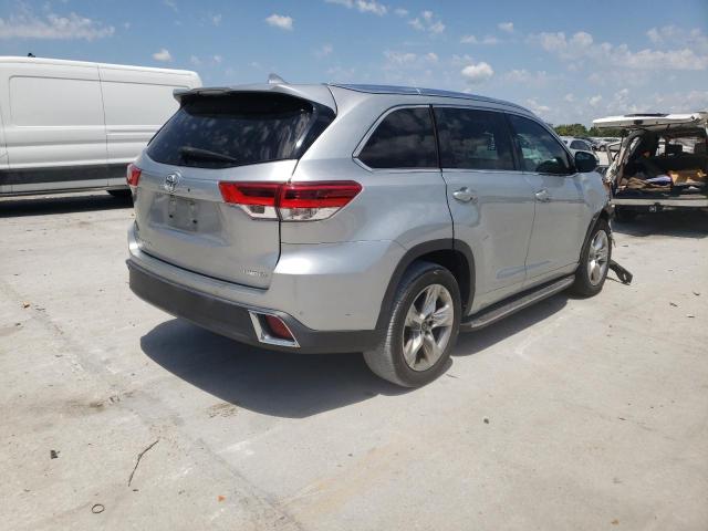 Photo 4 from auction – 2018 TOYOTA HIGHLANDER with VIN 5TDYZRFH3JS254844