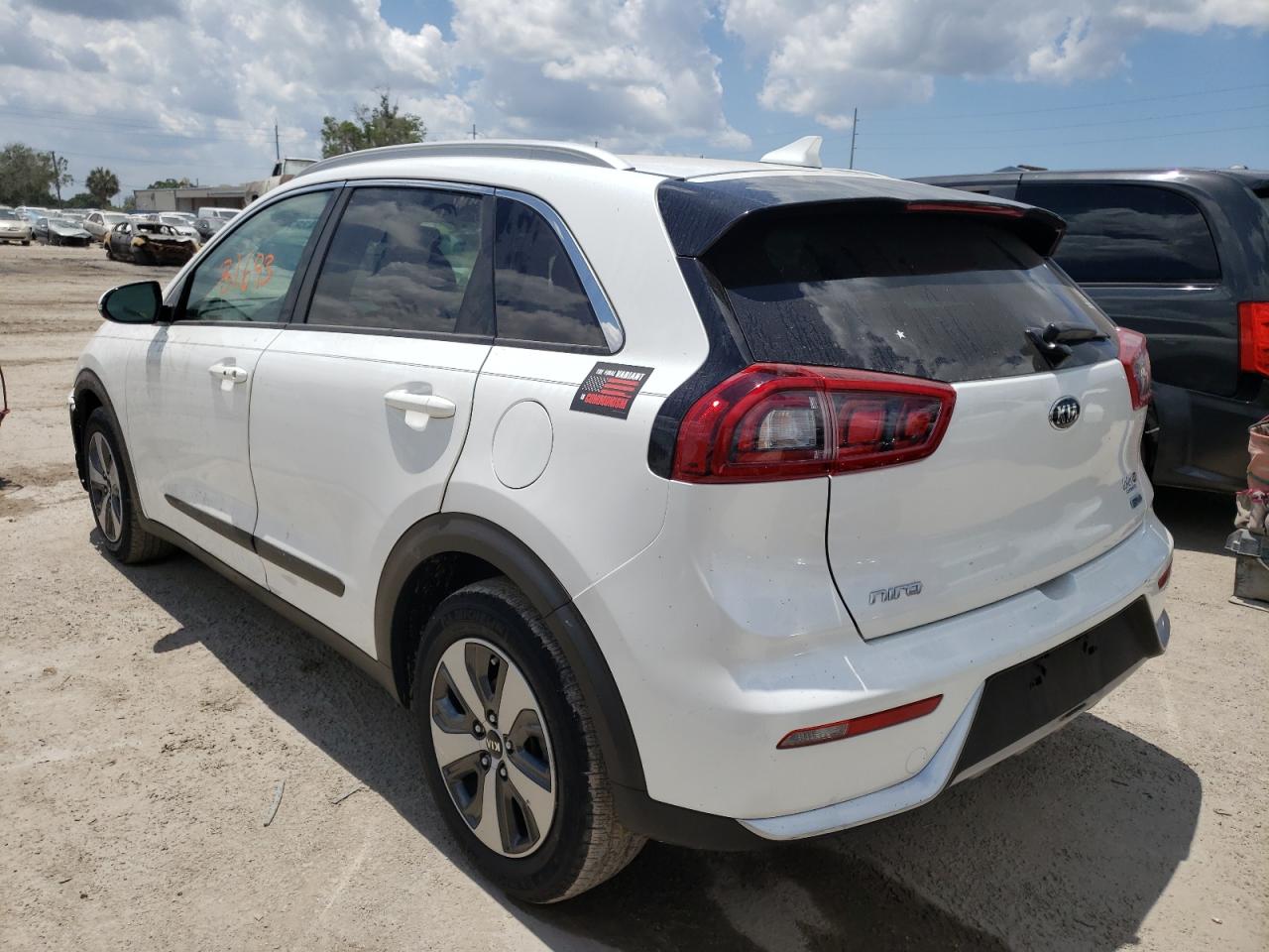 Photo 3 from auction – 2018 KIA NIRO EX with VIN KNDCC3LC5J5117685