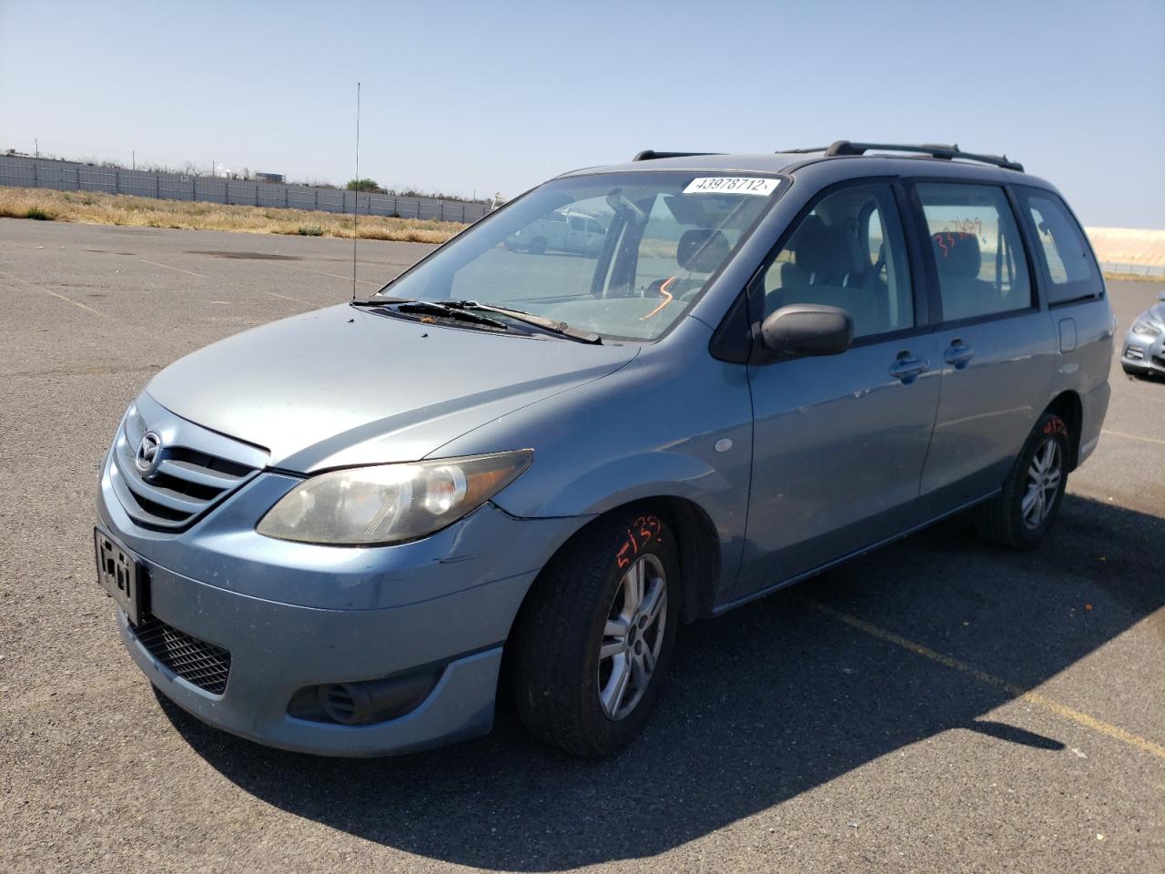 Photo 2 from auction – 2005 MAZDA MPV WAGON with VIN JM3LW28A350546777