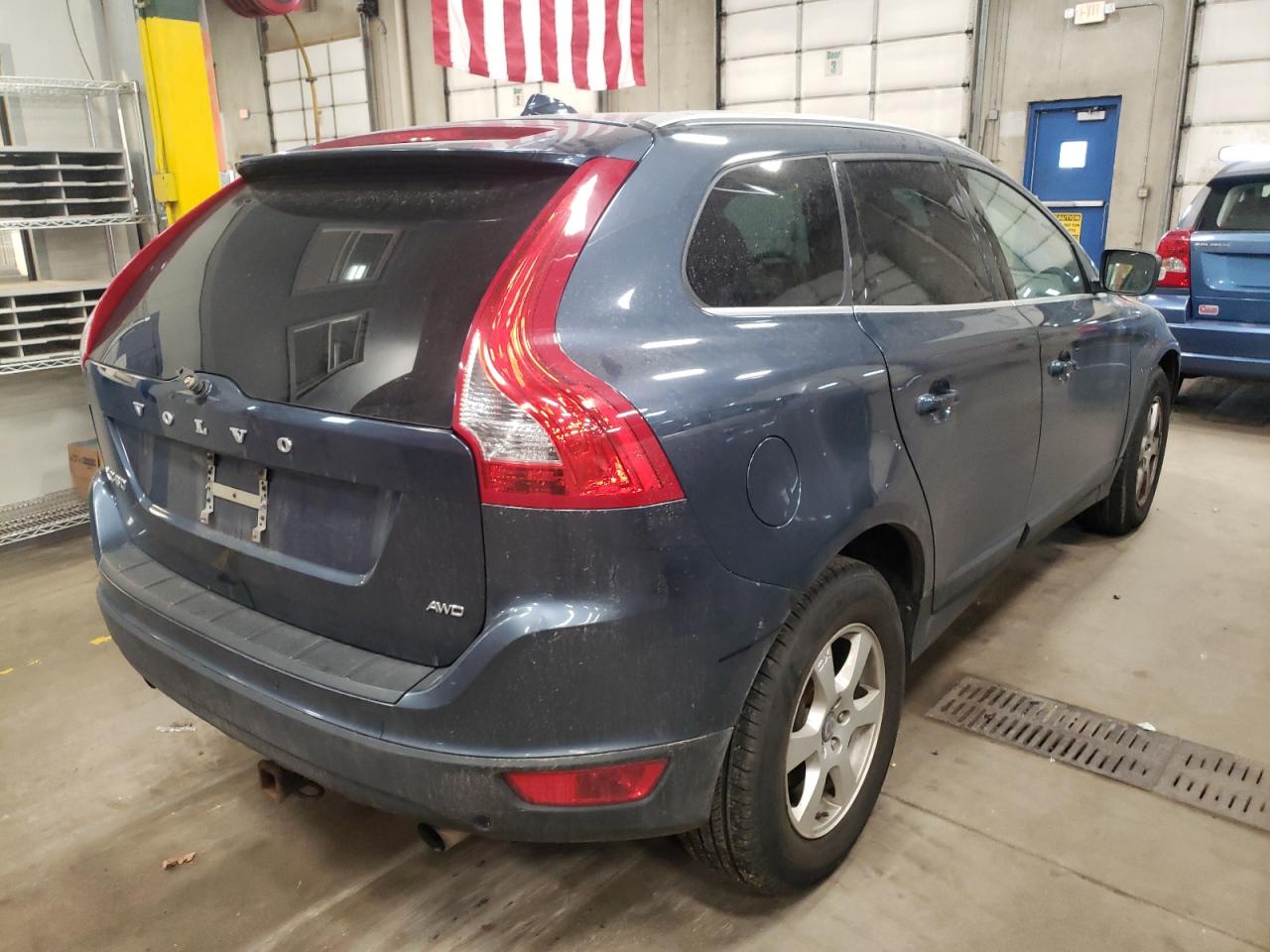 Zdjęcie 4 z aukcji – 2011 VOLVO XC60 3.2 z VIN YV4952DZ7B2200097
