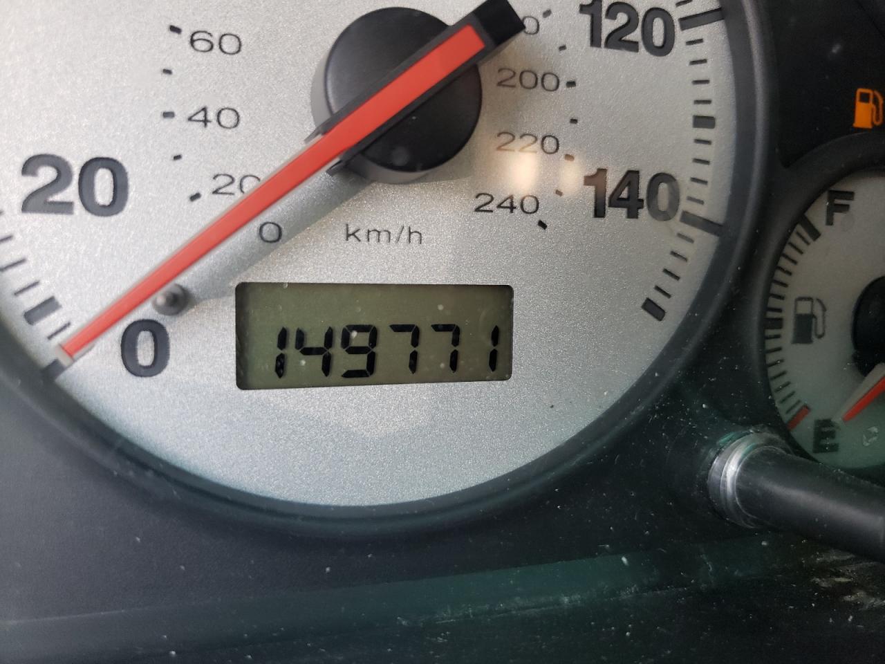 Photo 8 from auction – 2002 HONDA CIVIC LX with VIN 2HGES16652H611286