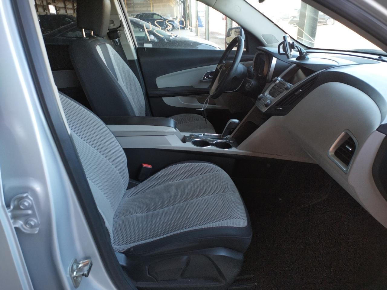 Photo 5 from auction – 2012 CHEVROLET EQUINOX LT with VIN 2GNFLNEK2C6112729