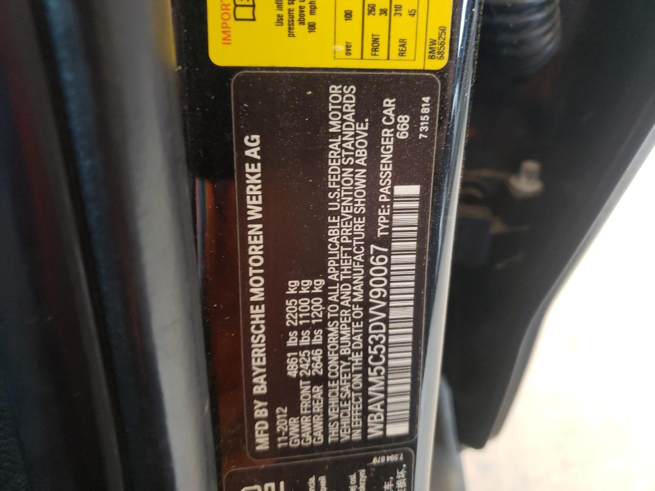 Photo 10 from auction – 2013 BMW X1 XDRIVE3 with VIN WBAVM5C53DVV90067