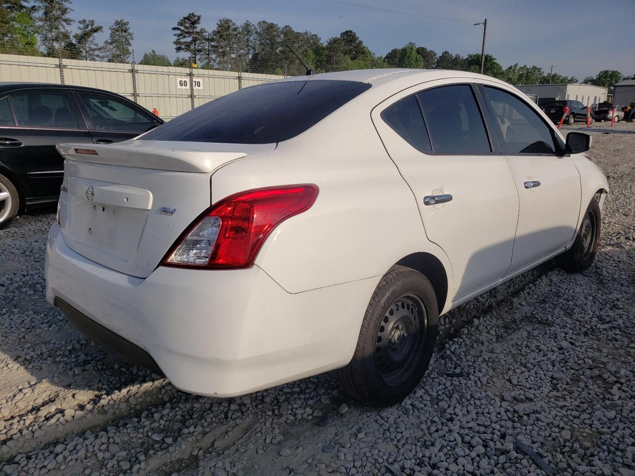 Photo 4 from auction – 2017 NISSAN VERSA S with VIN 3N1CN7AP4HL836091