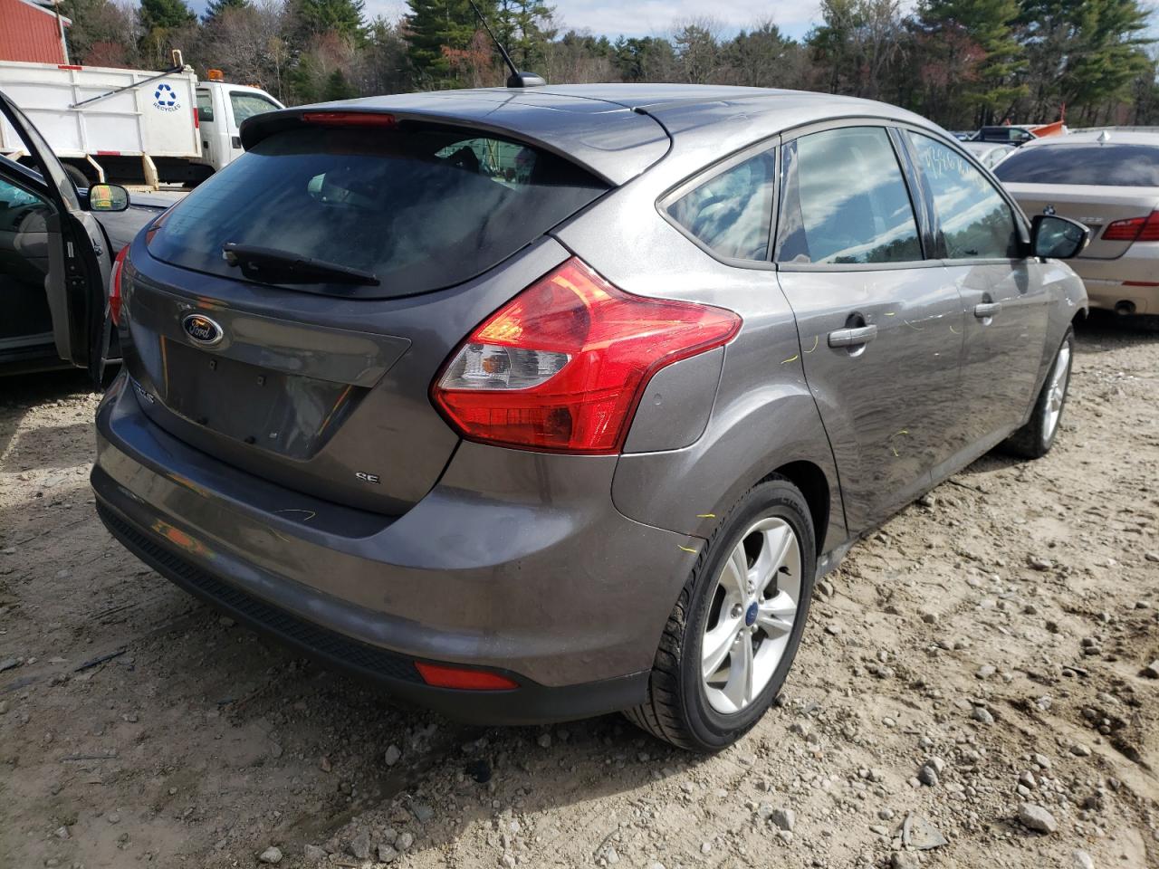 Photo 4 from auction – 2013 FORD FOCUS SE with VIN 1FADP3K24DL311308