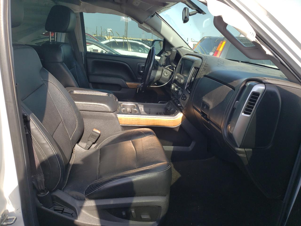 Photo 5 from auction – 2015 CHEVROLET SILVERADO with VIN 3GCPCSEC4FG276772