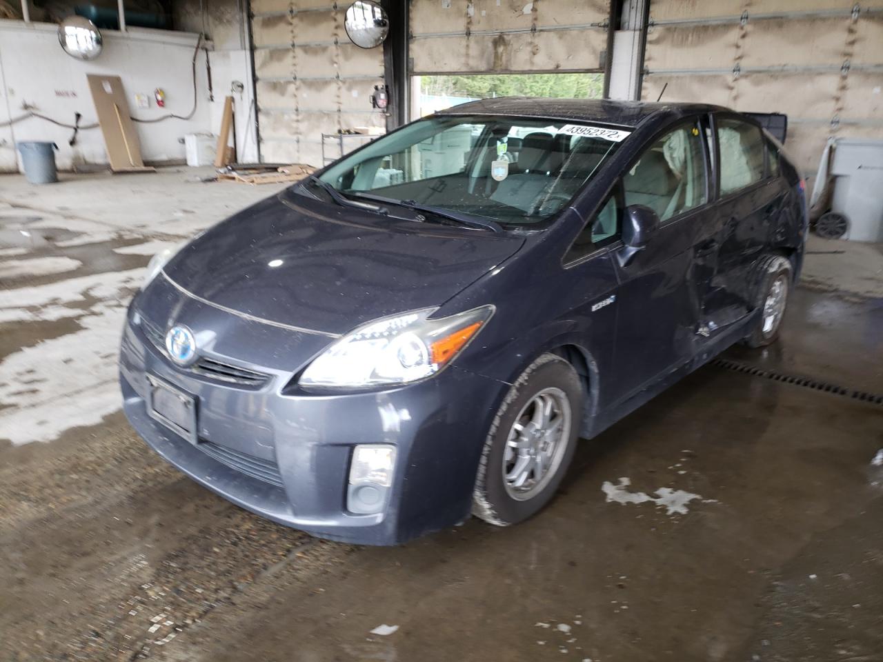 Photo 2 from auction – 2010 TOYOTA PRIUS with VIN JTDKN3DU9A0050261
