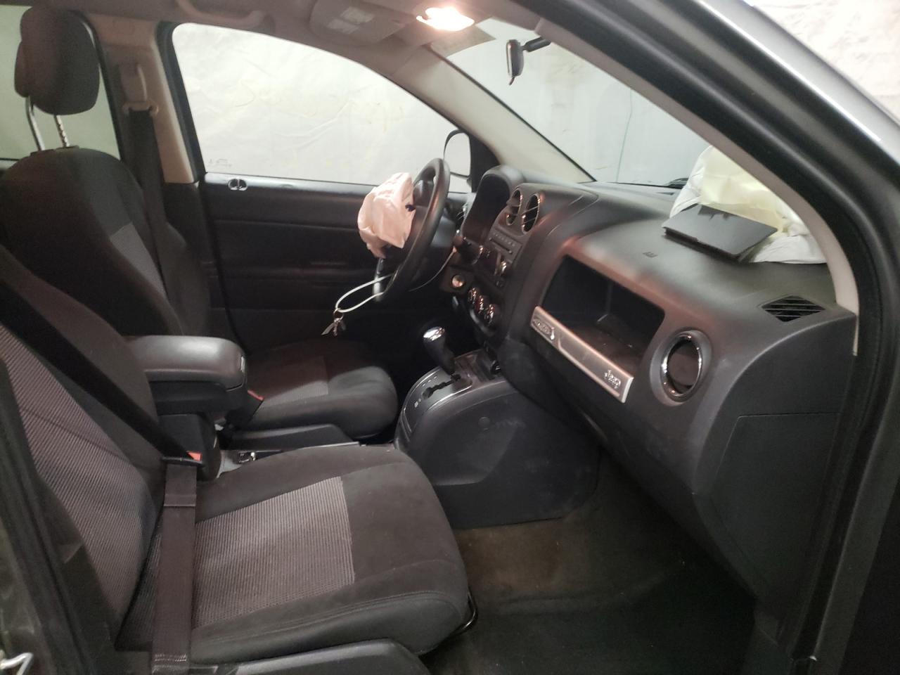 Photo 5 from auction – 2014 JEEP COMPASS SP with VIN 1C4NJDBB9ED505916
