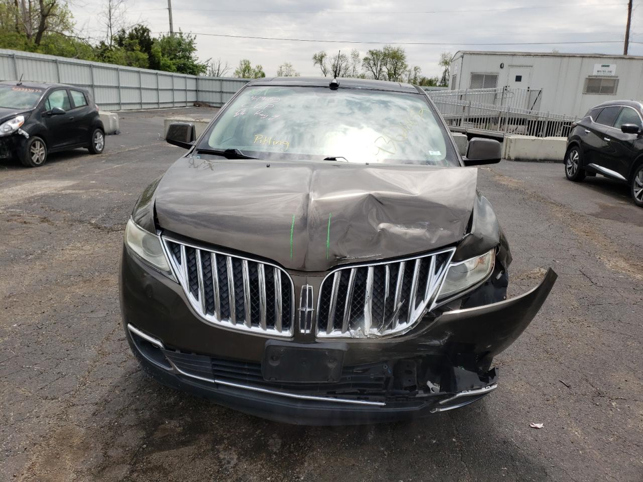 Photo 7 from auction – 2011 LINCOLN MKX with VIN 2LMDJ8JK4BBJ07096