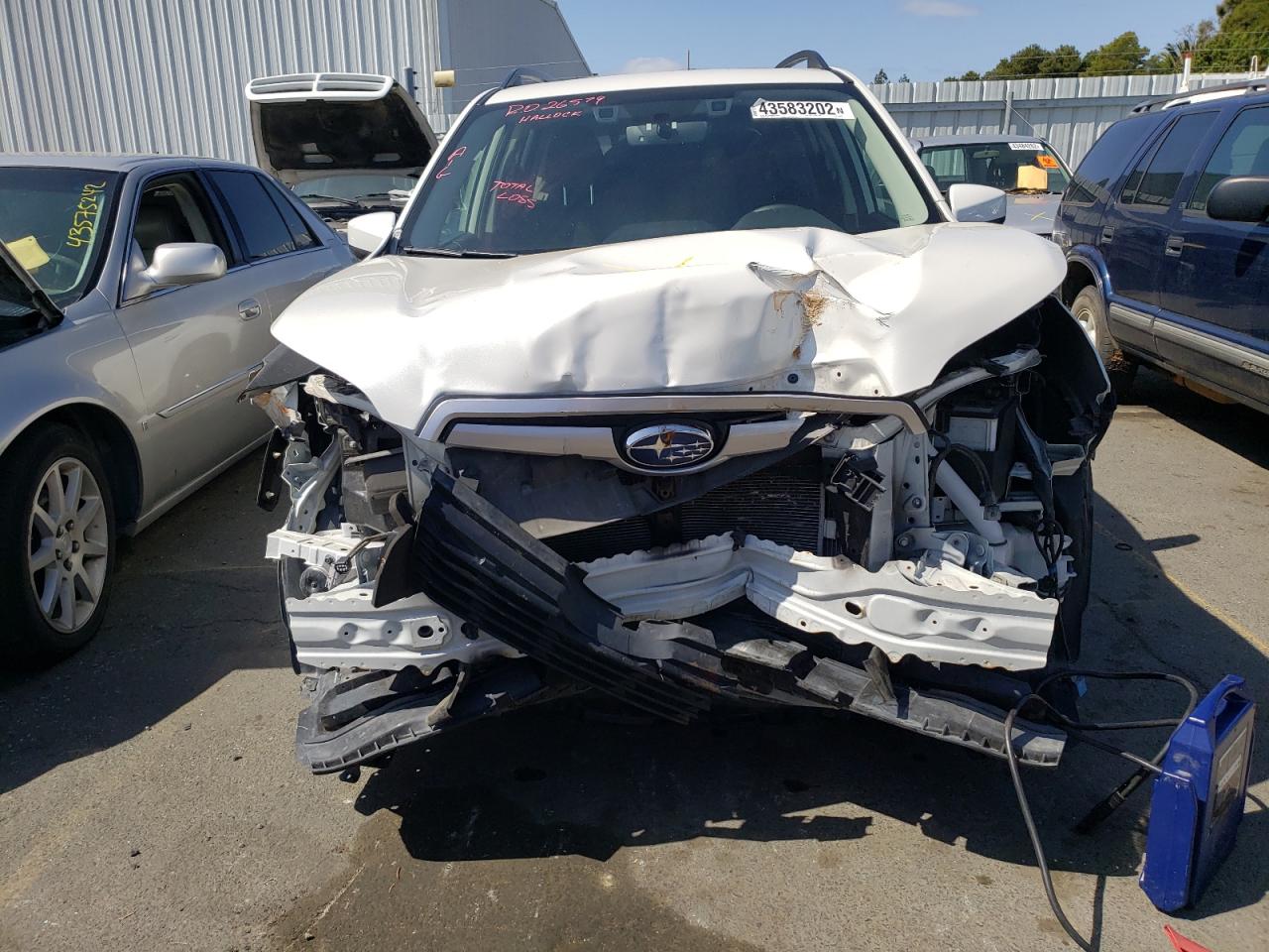 Photo 9 from auction – 2019 SUBARU FORESTER P with VIN JF2SKAEC4KH404470