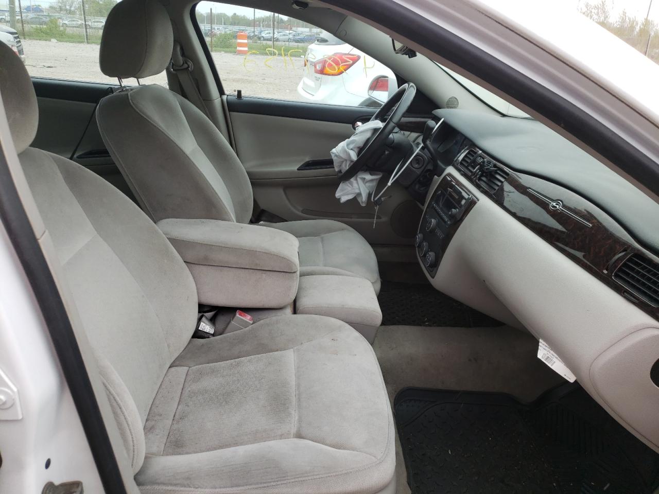 Photo 5 from auction – 2013 CHEVROLET IMPALA LS with VIN 2G1WA5E33D1169942