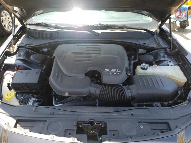 Photo 7 from auction – 2017 CHRYSLER 300 LIMITE with VIN 2C3CCAAG5HH582386