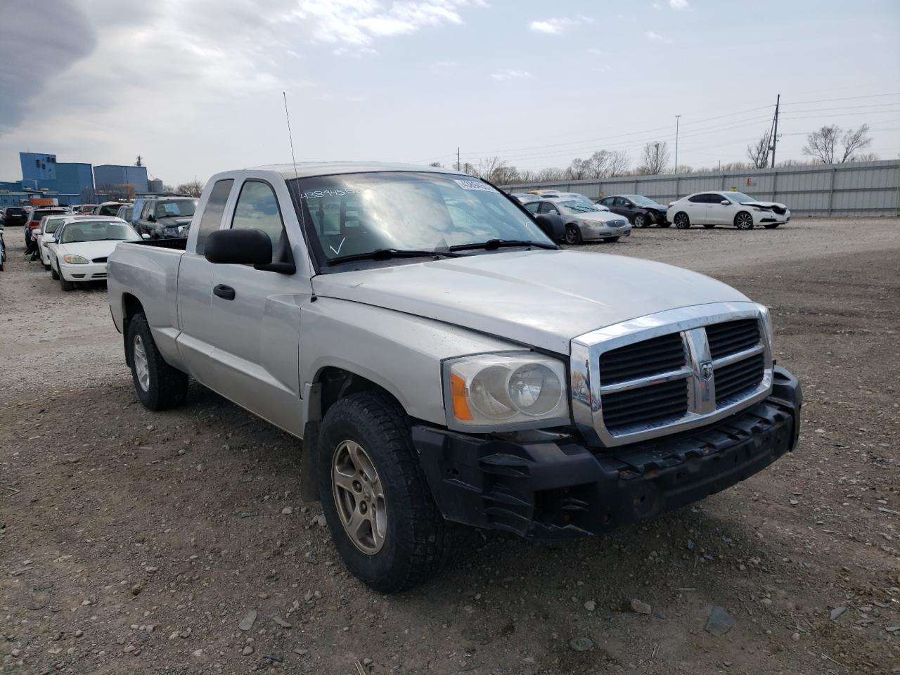 Photo 1 from auction – 2005 DODGE DAKOTA SLT with VIN 1D7HW42NX5S136767