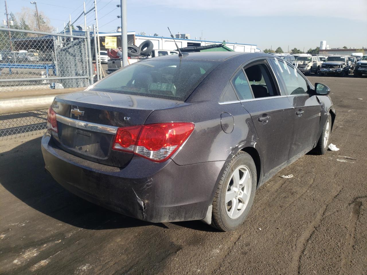 Photo 4 from auction – 2014 CHEVROLET CRUZE LT with VIN 1G1PC5SBXE7465815