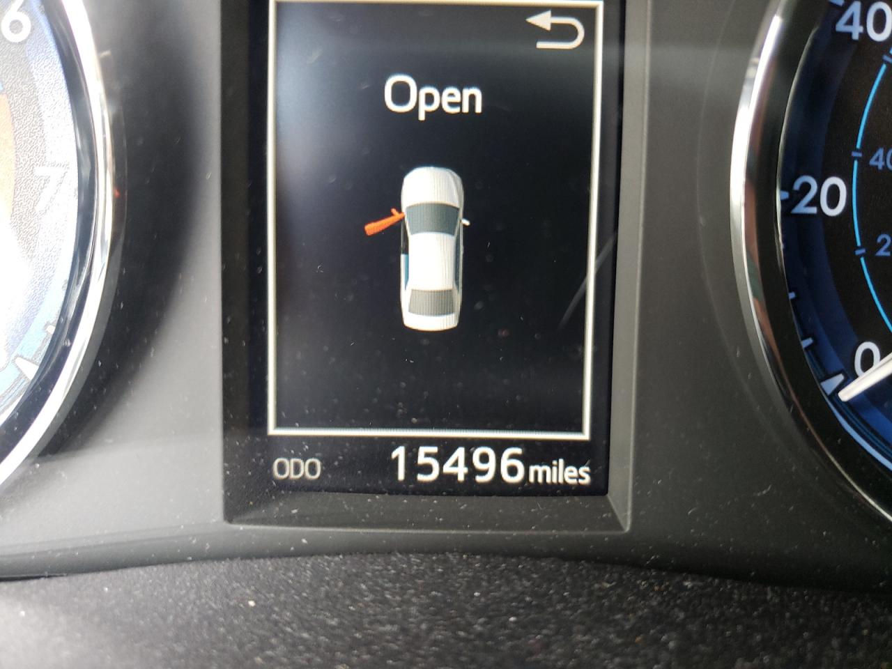 Photo 8 from auction – 2018 TOYOTA COROLLA L with VIN 2T1BURHE5JC022164
