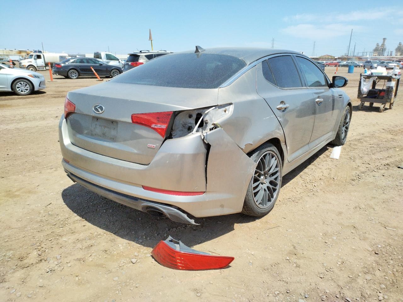 Photo 4 from auction – 2012 KIA OPTIMA SX with VIN 5XXGR4A67CG053974