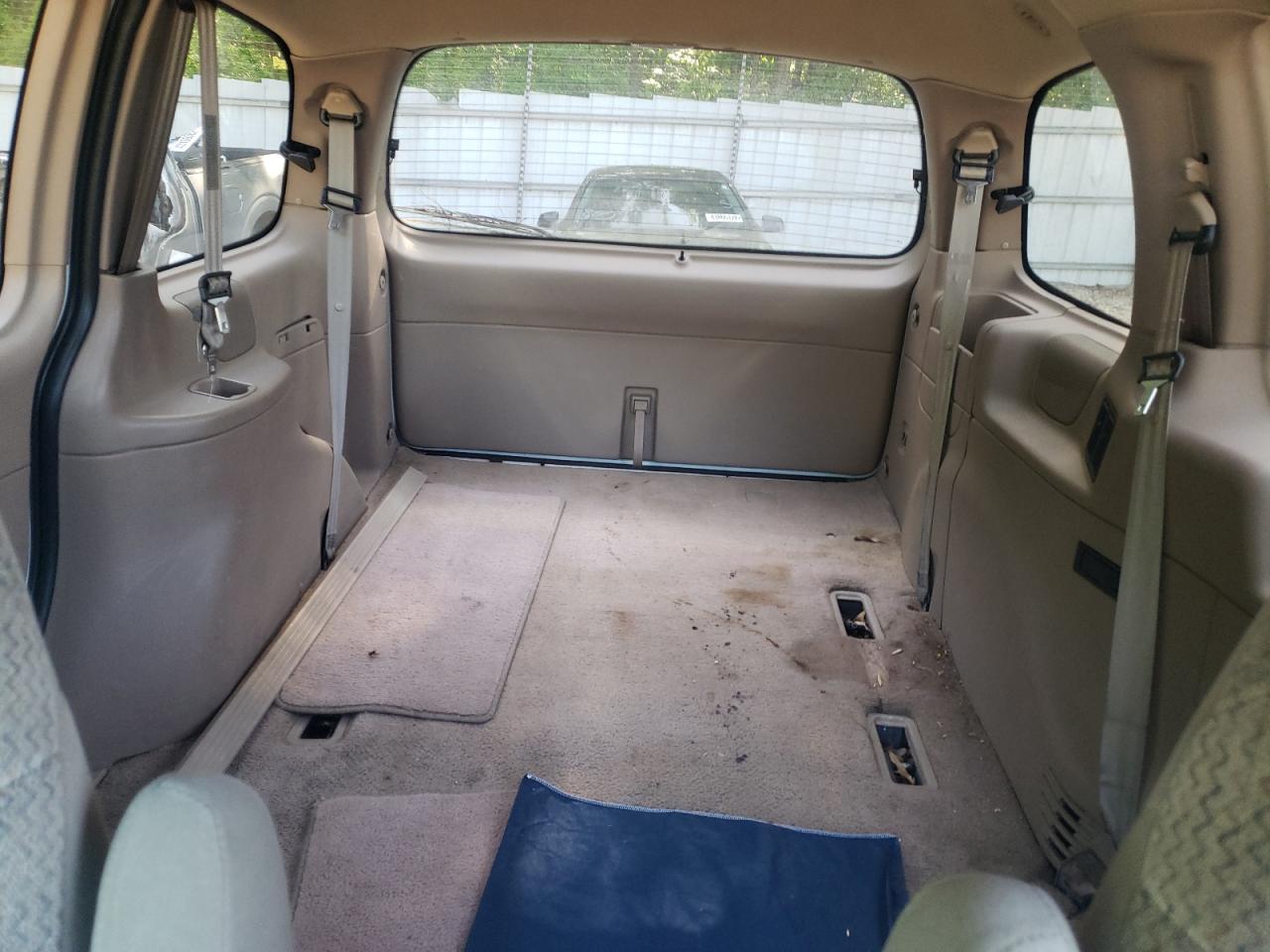 Photo 6 from auction – 1998 FORD WINDSTAR W with VIN 2FMDA5140WBB32093