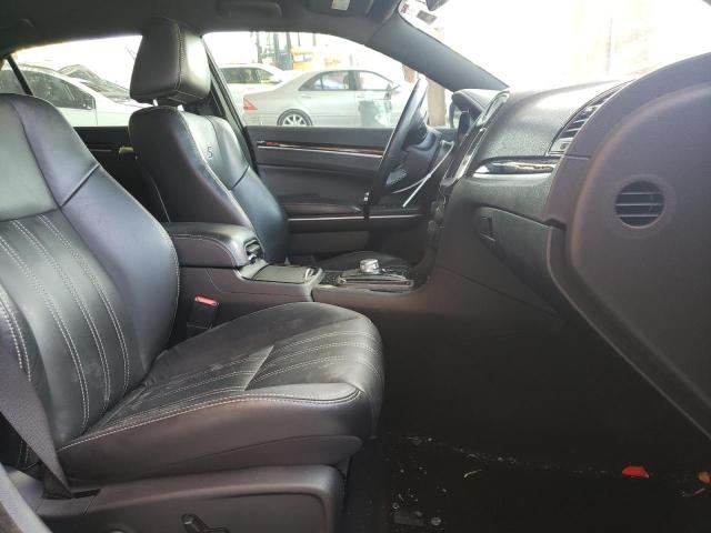 Photo 5 from auction – 2019 CHRYSLER 300 S with VIN 2C3CCABG4KH693940