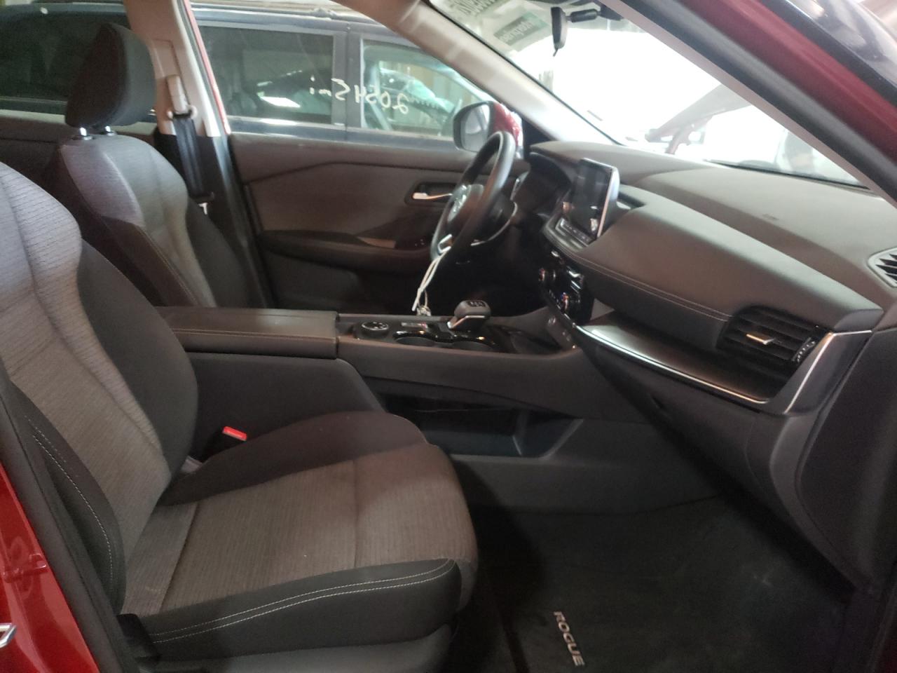 Photo 5 from auction – 2021 NISSAN ROGUE SV with VIN 5N1AT3BB3MC746292