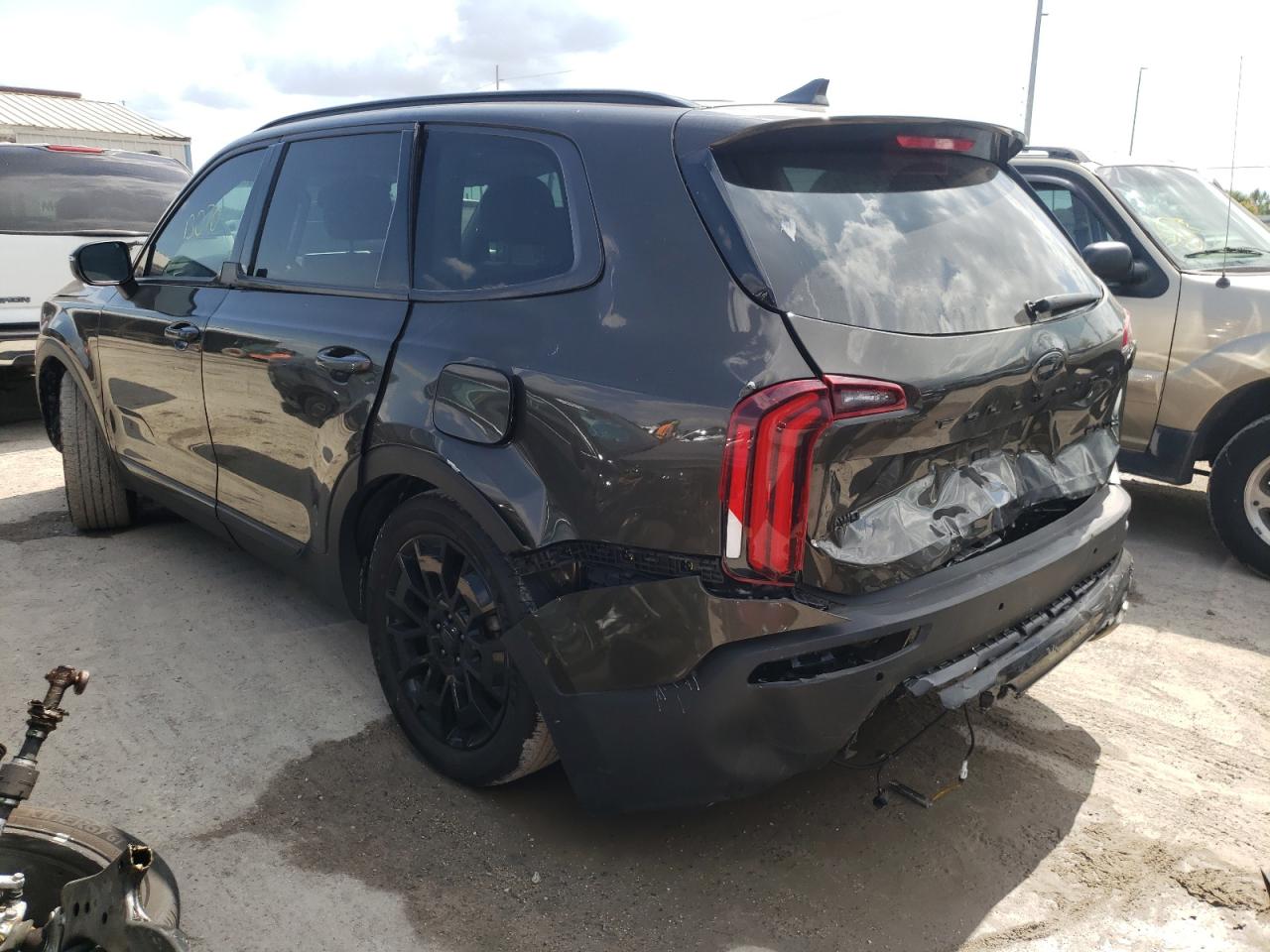 Photo 3 from auction – 2021 KIA TELLURIDE with VIN 5XYP3DHC2MG190573