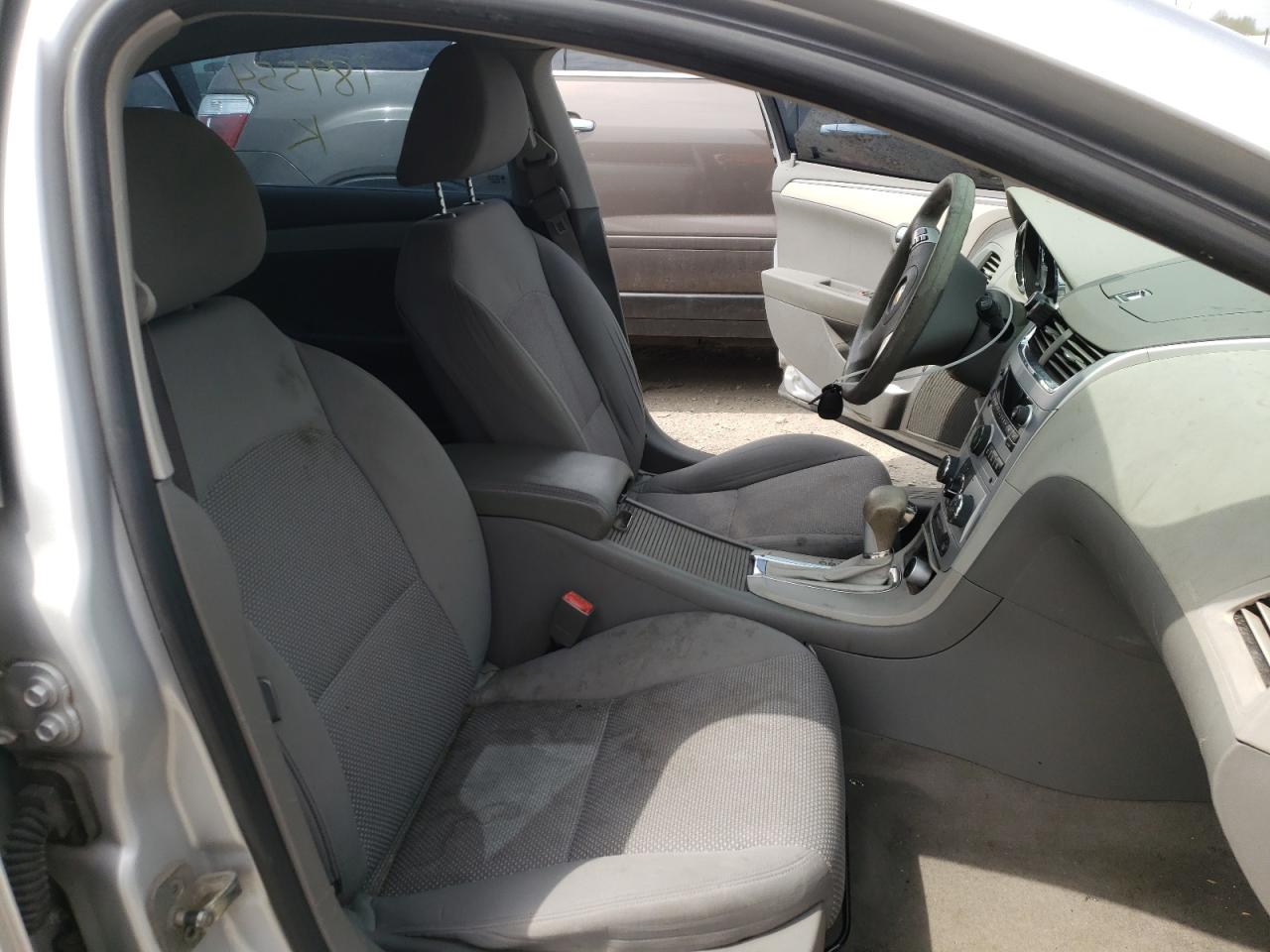 Photo 5 from auction – 2011 CHEVROLET MALIBU LS with VIN 1G1ZB5E15BF189558