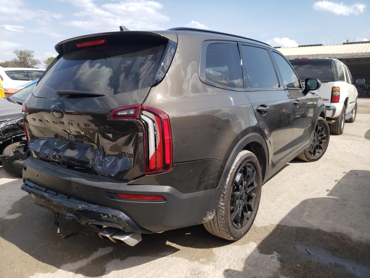 Photo 4 from auction – 2021 KIA TELLURIDE with VIN 5XYP3DHC2MG190573