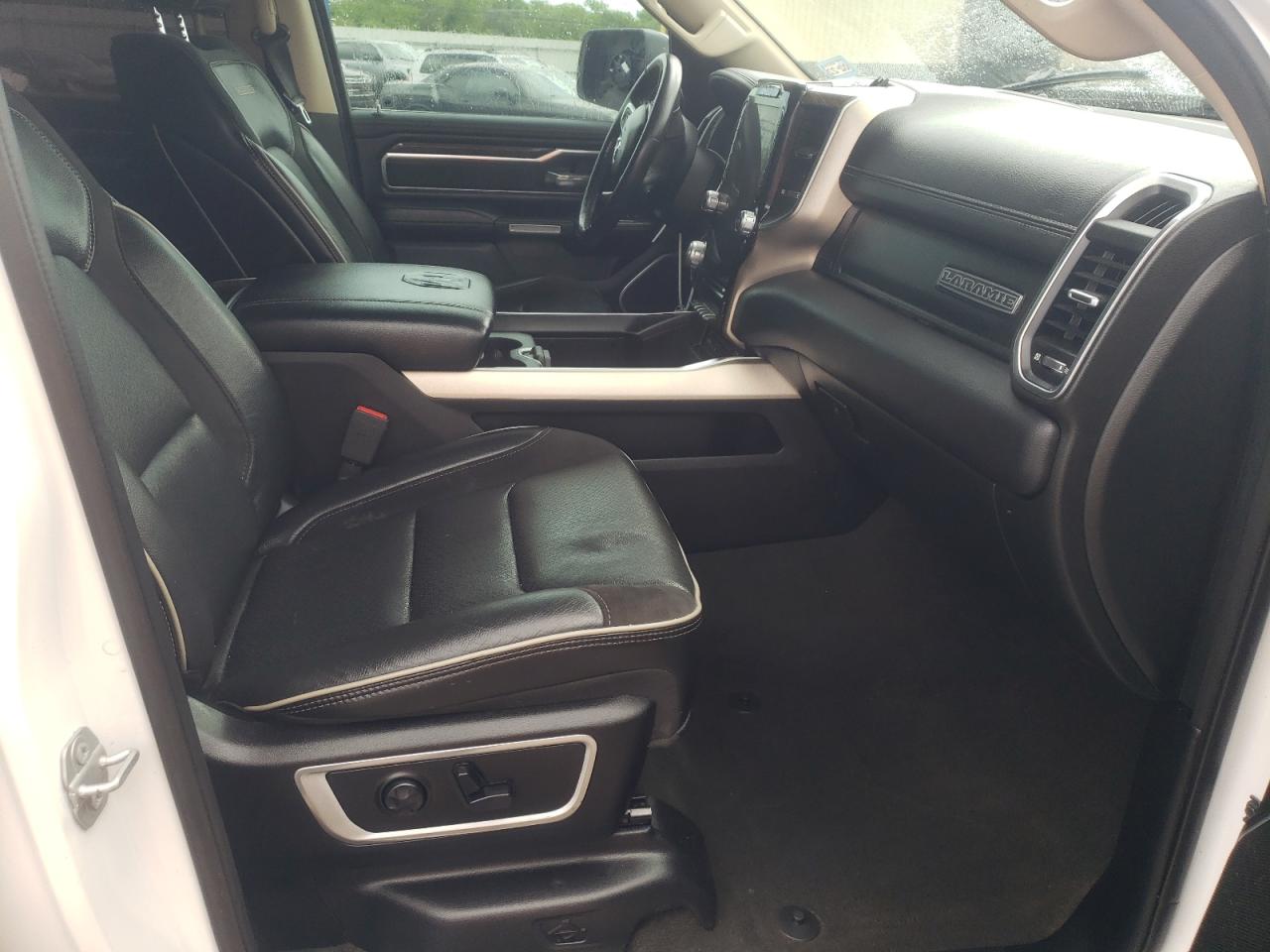Photo 17 from auction – 2019 RAM 1500 LARAM with VIN 1C6SRFJT6KN693633