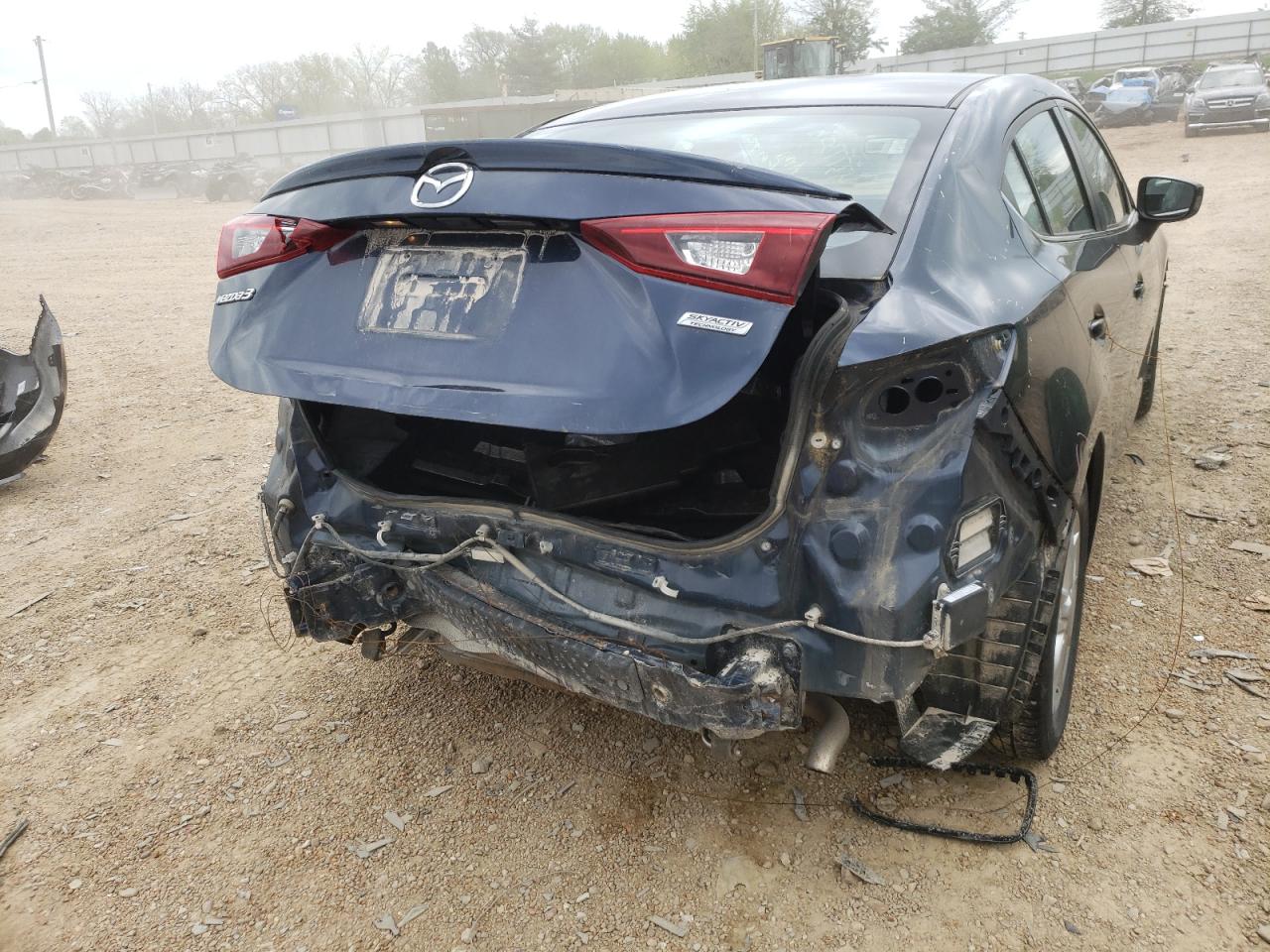 Photo 9 from auction – 2014 MAZDA 3 TOURING with VIN JM1BM1V77E1148690