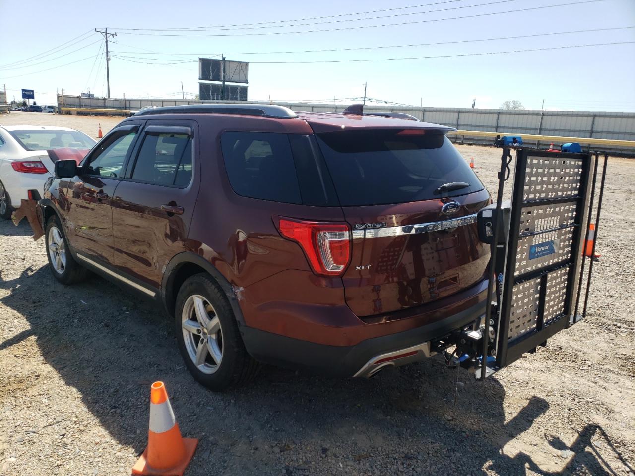 Photo 3 from auction – 2016 FORD EXPLORER with VIN 1FM5K8D86GGD23240