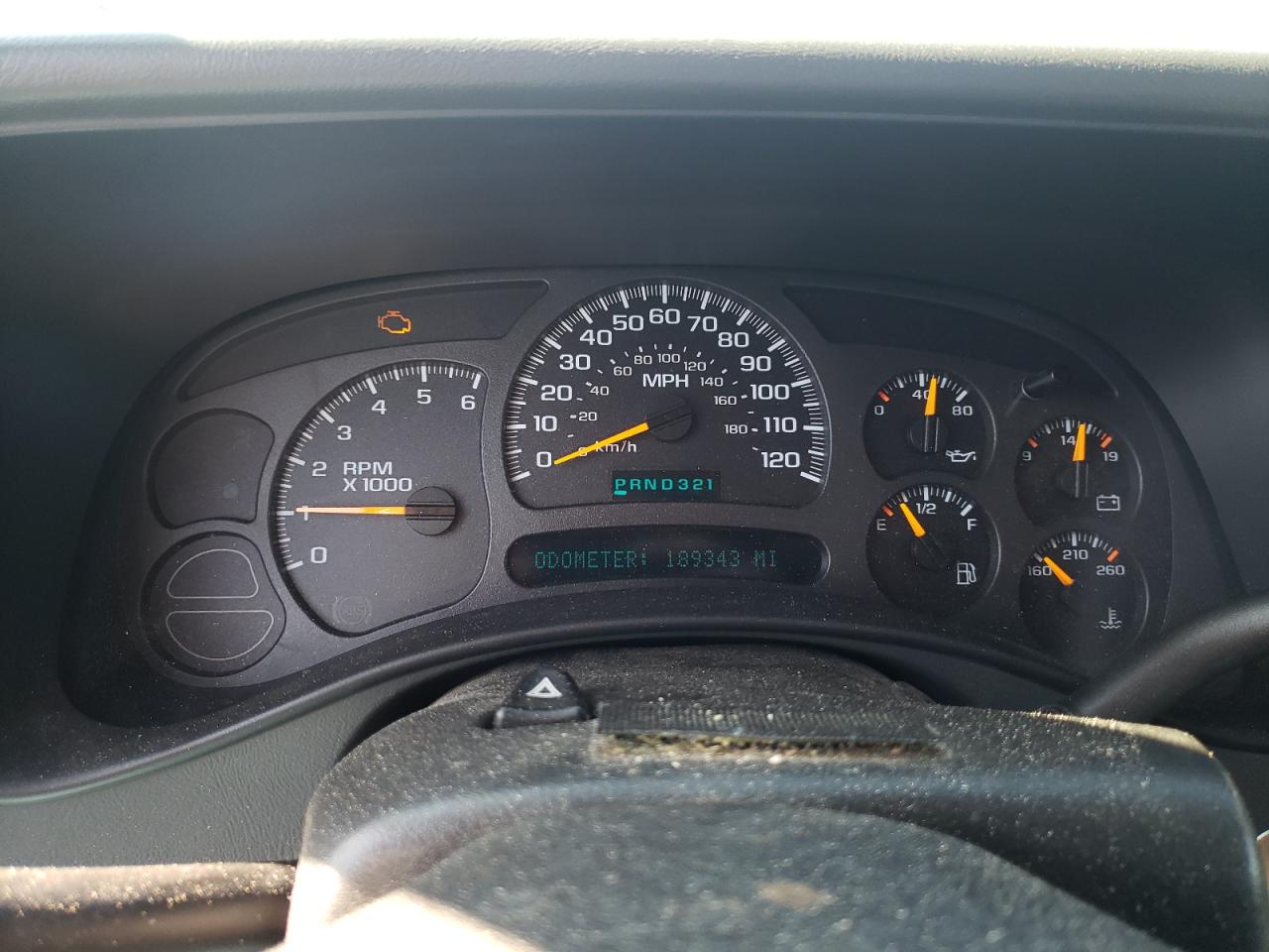 Photo 8 from auction – 2004 CHEVROLET SILVERADO with VIN 1GCEK19T14E213115