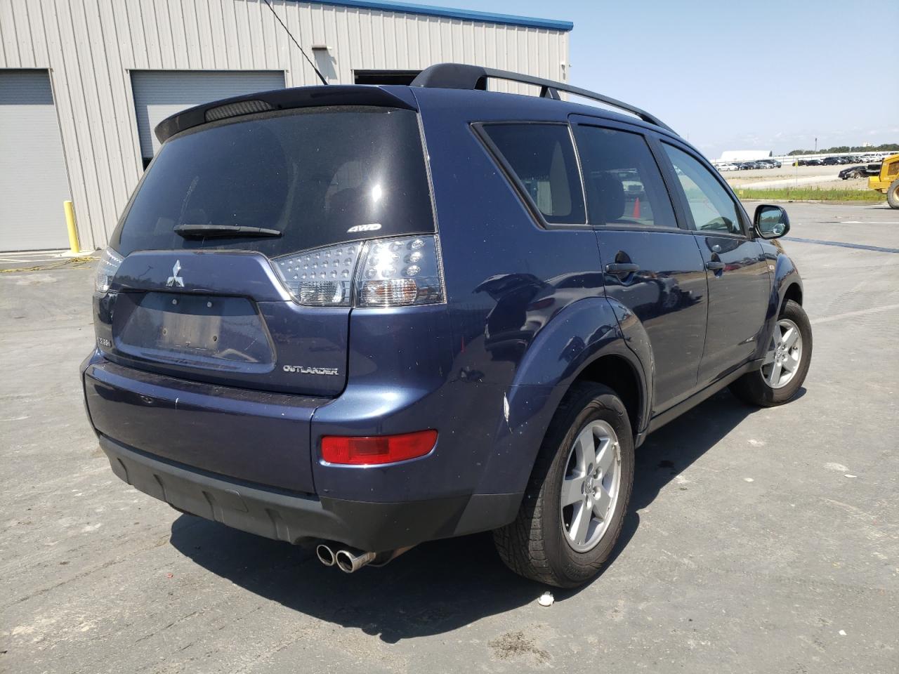 Photo 4 from auction – 2007 MITSUBISHI OUTLANDER with VIN JA4MT31X27U009611