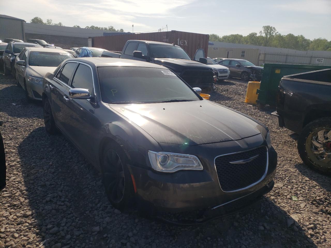 CHRYSLER 300 LIMITE 2019 with VIN 2C3CCAEG1KH534188 - Photo from auction