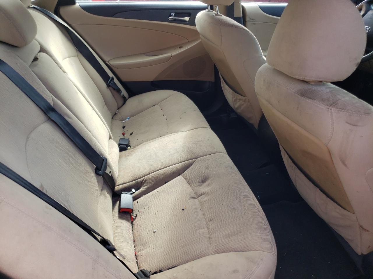 Photo 6 from auction – 2011 HYUNDAI SONATA with VIN 5NPEB4AC4BH095037